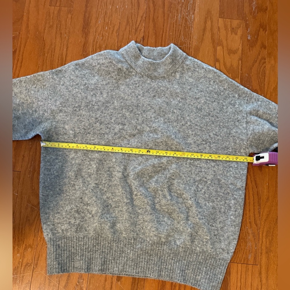 Quince Superfine Merino Wool Boucle Sweater- Gray - Picture 5 of 6